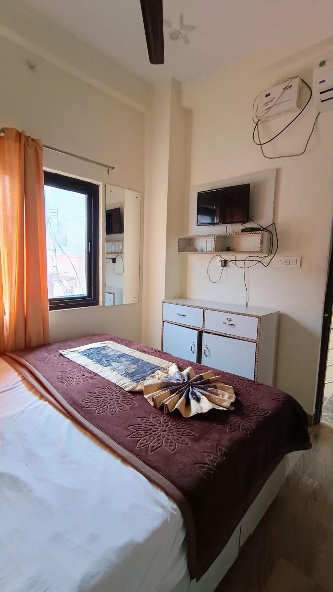 Olt Hostel Rishīkesh Zewnętrze zdjęcie
